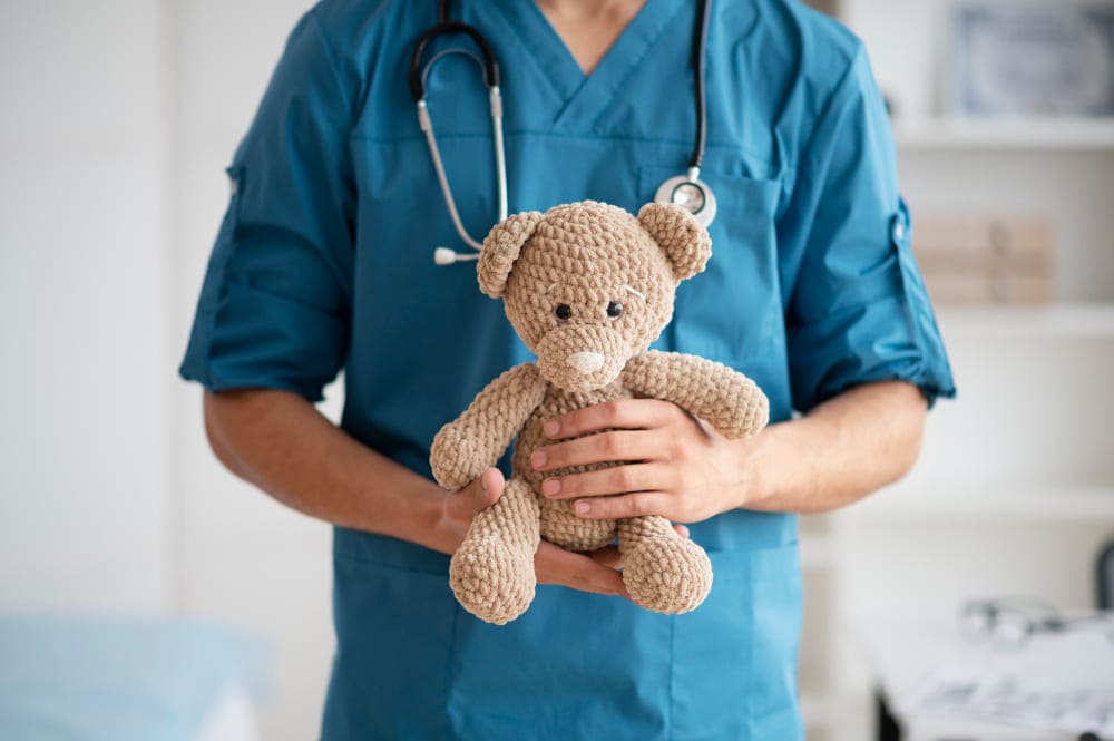 medico-especialista-en-oncologia-infantil-en-leon-guanajuato.jpg